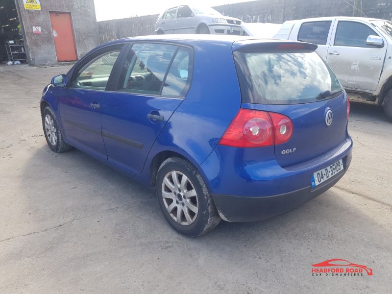 Parts available for a Blue 5 door 1.4L 2004 VOLKSWAGEN GOLF 1.4 COMFORT ...